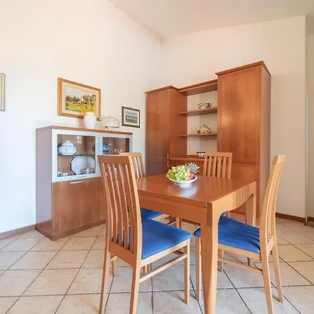 Salida - Vista Mare, Piscina E Attrezzata *